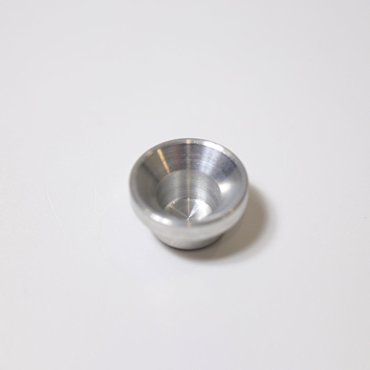 Kerzenhalter aus Aluminium
