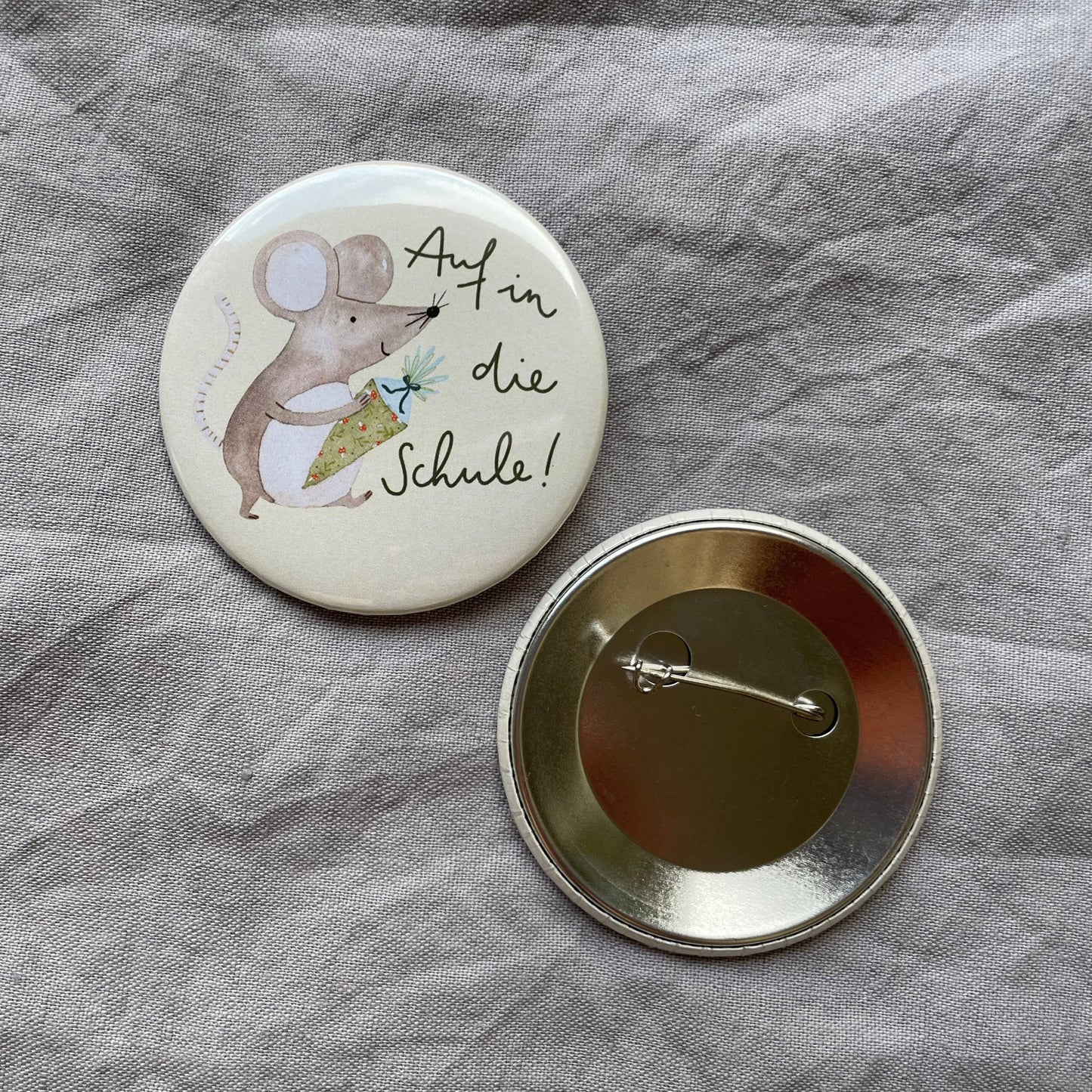 Button "Auf in die Schule" Maus