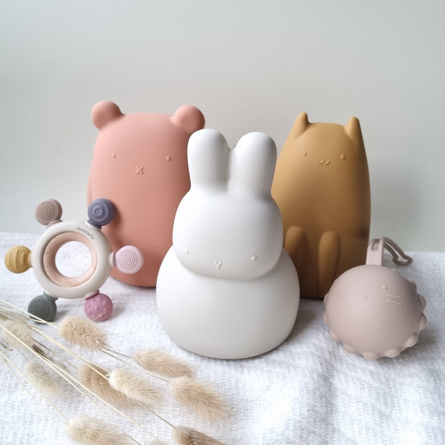 Zahnbeißring aus Silikon - Mehrfarbiges Rosa