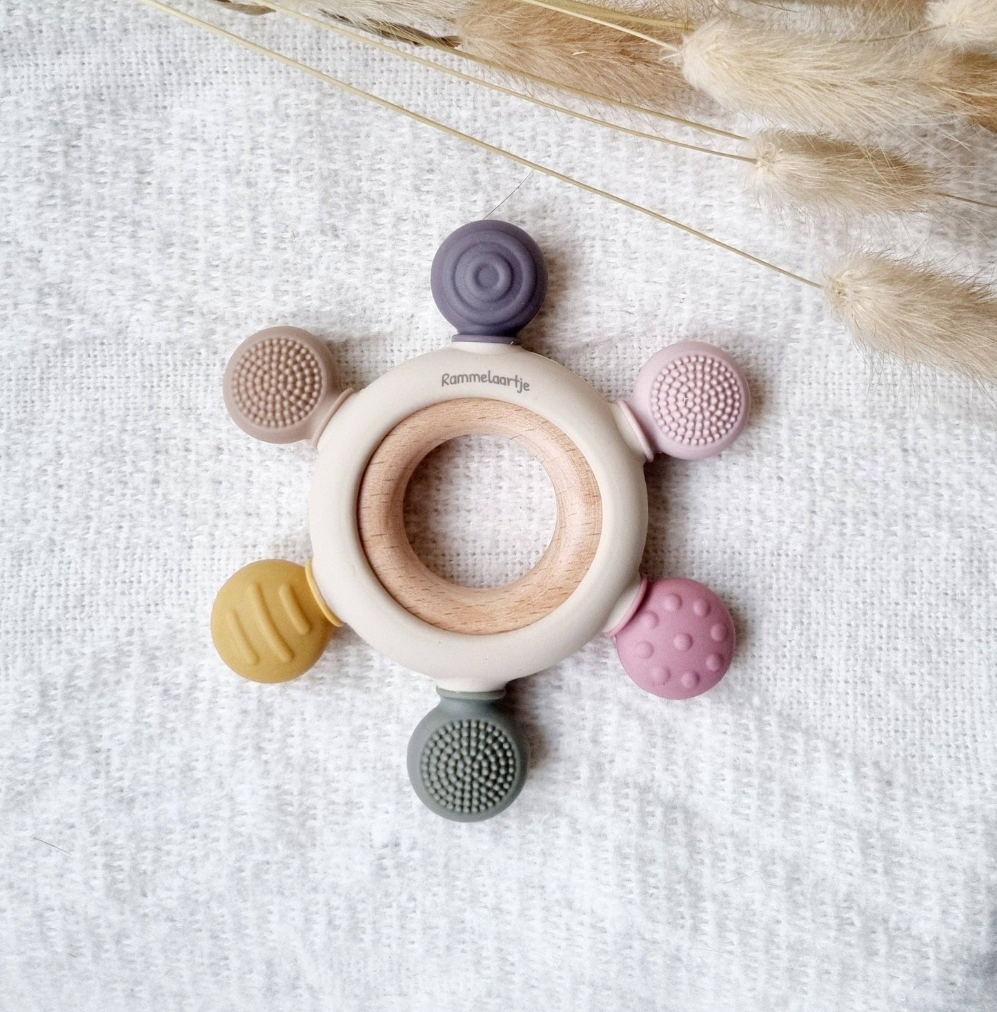 Zahnbeißring aus Silikon - Mehrfarbiges Rosa