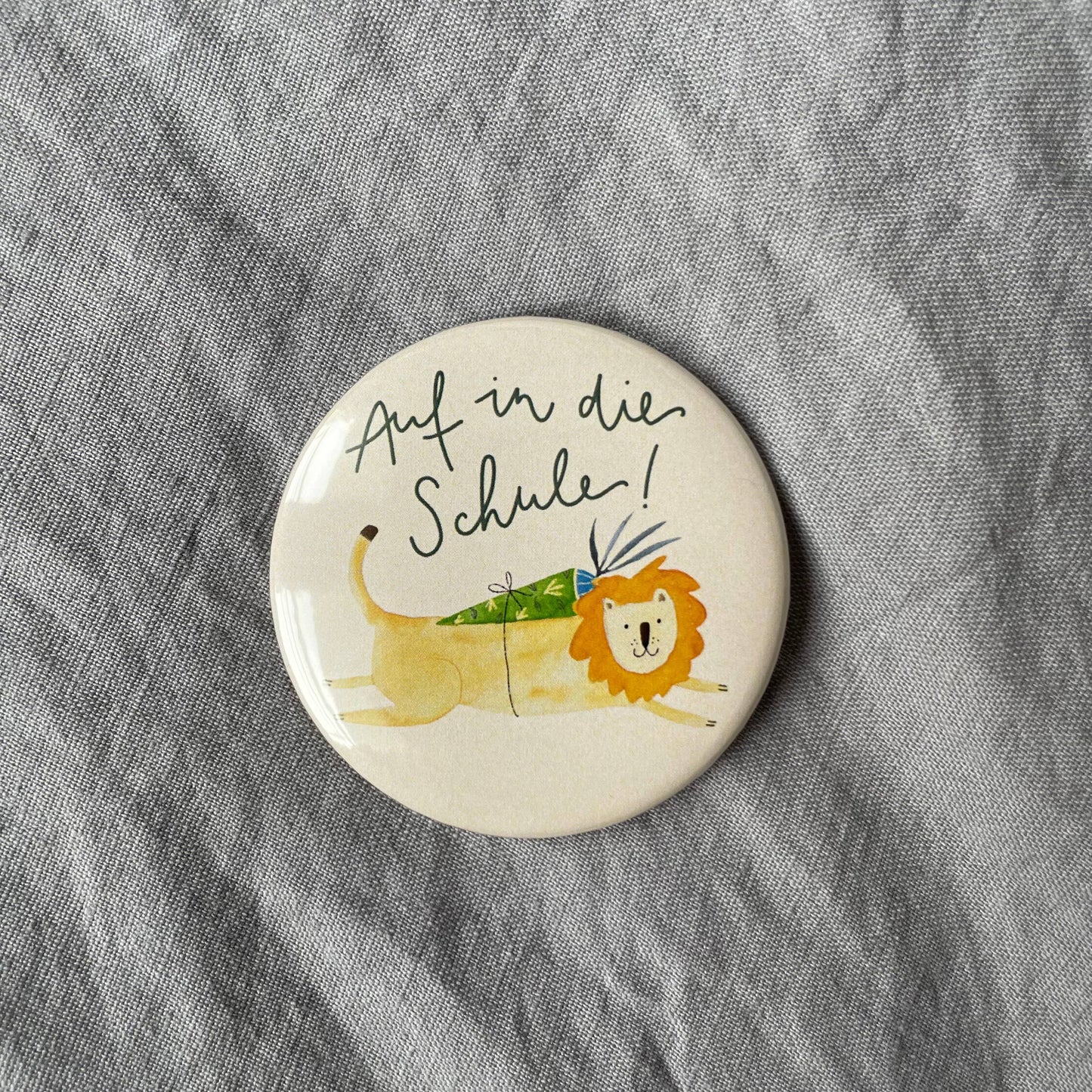 Button "Auf in die Schule" Löwe